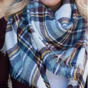 Plaid blanket scarf, brand new!